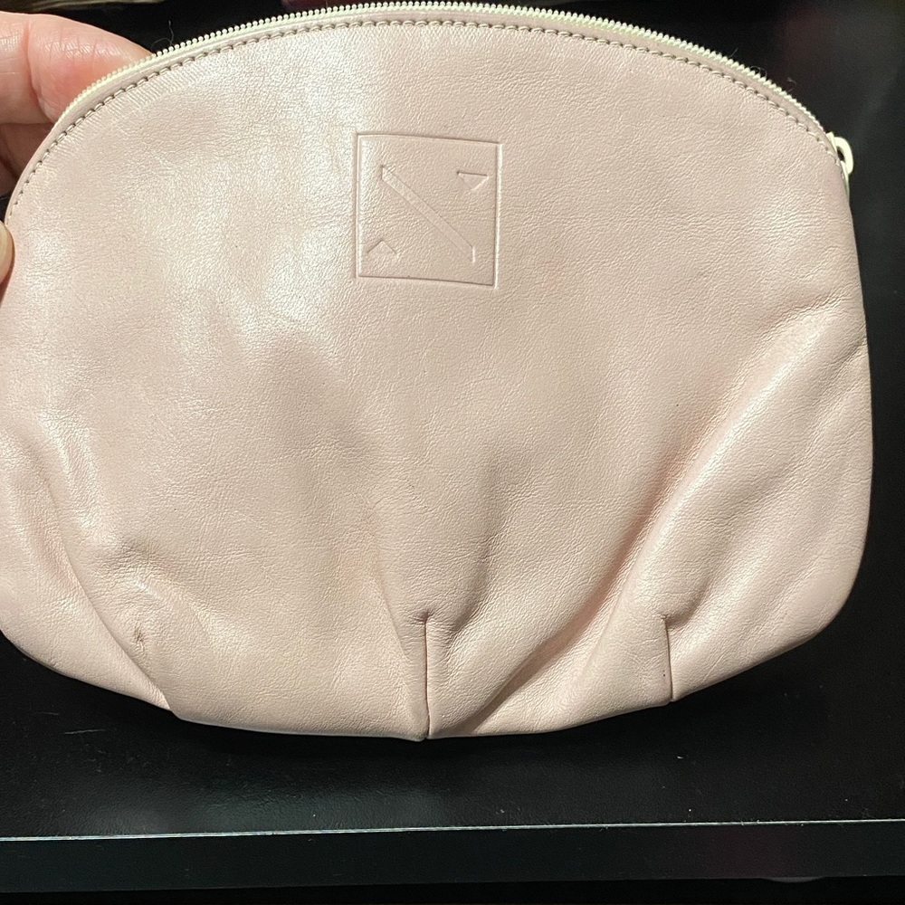 Naturalizer Vintage Pink Leather cosmetics Bag